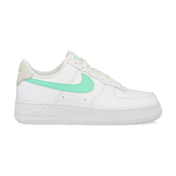 Nike Air Force 1 '07 White / Black | Livestock